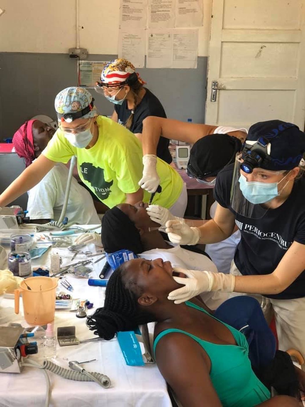 Dental Morante en la 9ª campaña con Smile is a Foundation