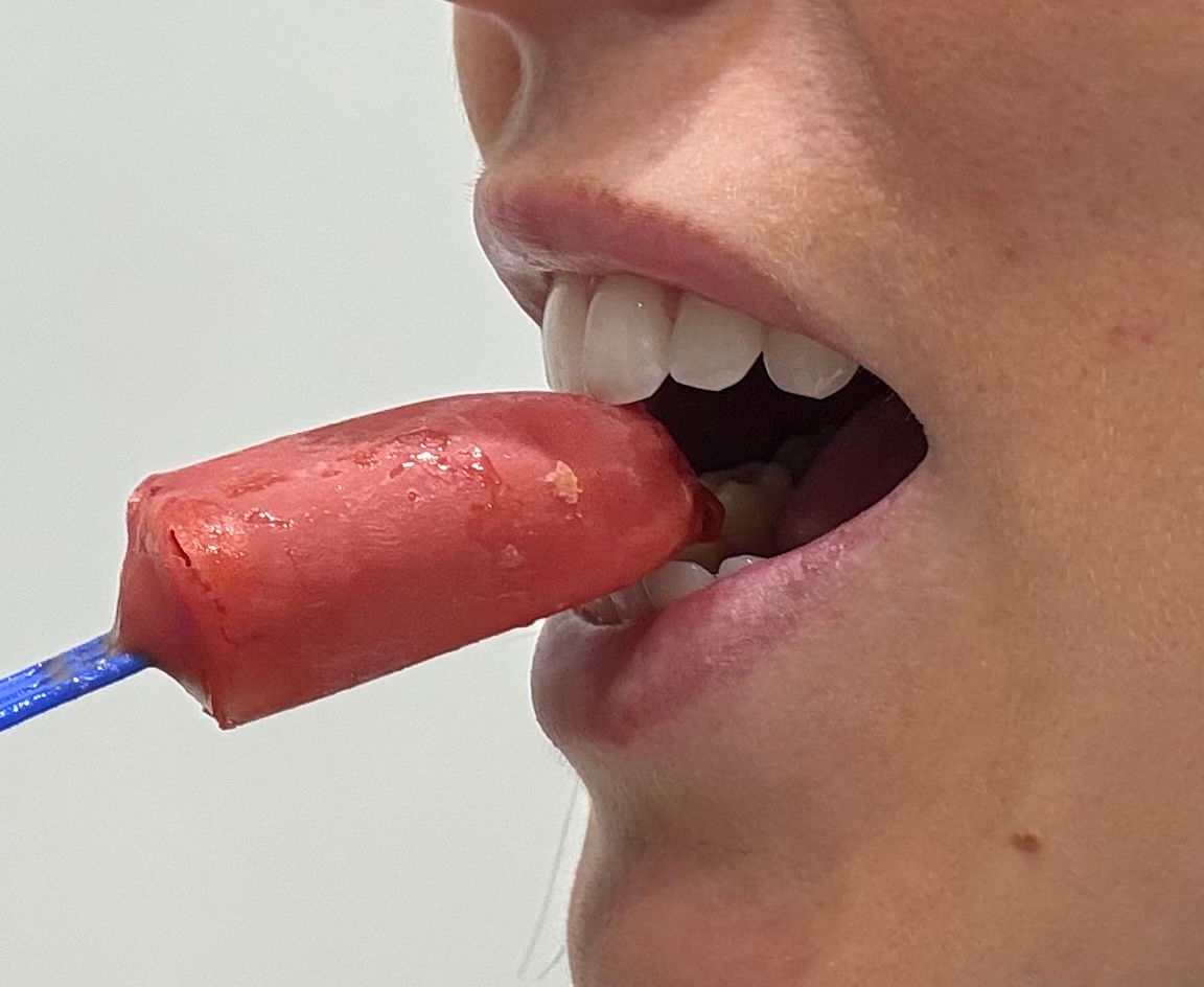 SENSIBILIDAD DENTAL: POR QUÉ TE DUELEN LOS DIENTES Y CÓMO EVITARLO