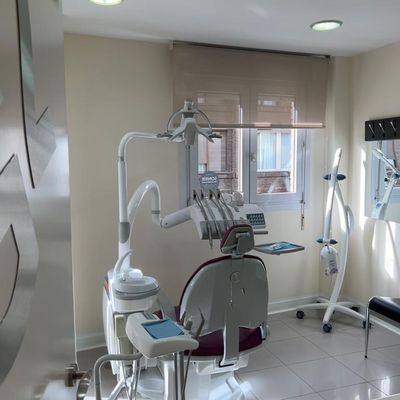Gabinete clinica Dental Morante implantes dentales madrid